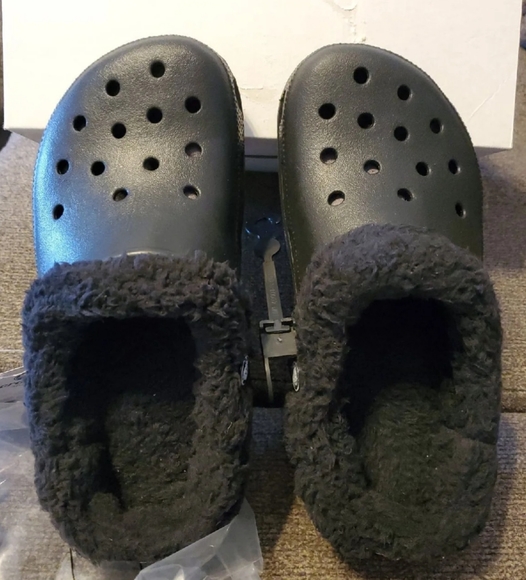 CROCS Other - New! Crocs with liner